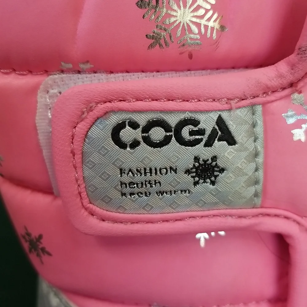 Coga Pink ❄Snowflake❄ Girls Winter Boots - Size 7-8